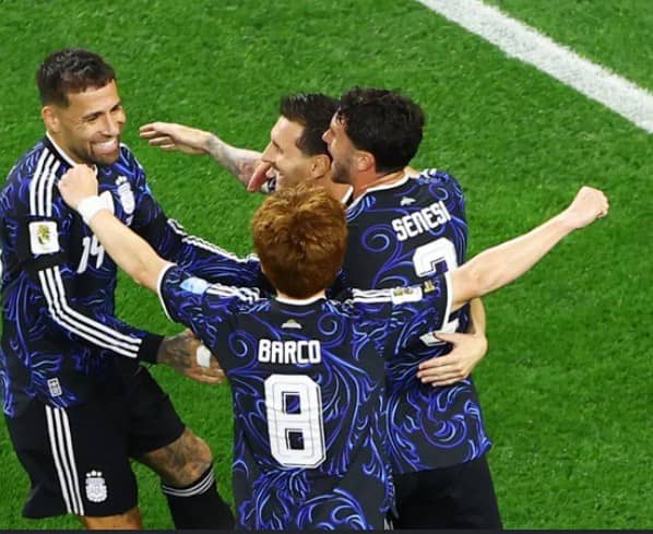 Football/Coupe du monde 2026 : l'Argentine renverse l'Angleterre et s'offre une deuxième finale consécutive