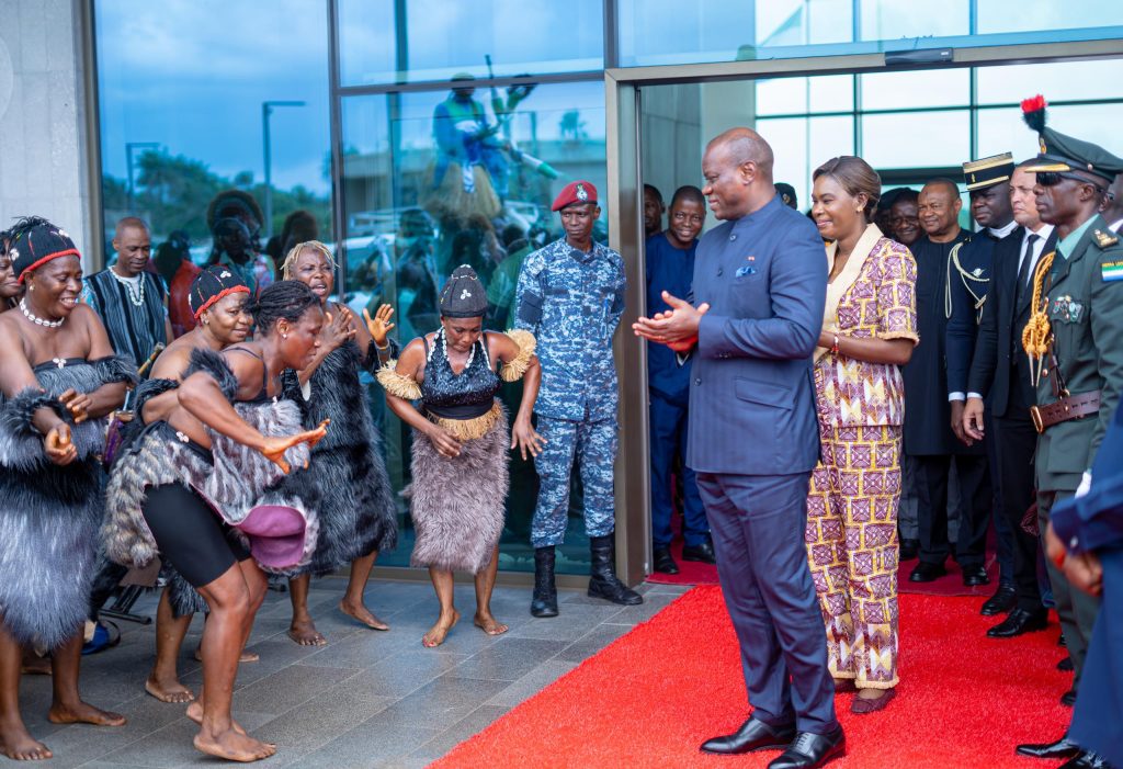 Gabon/Diplomatie : arrivée du couple présidentiel gabonais à Freetown