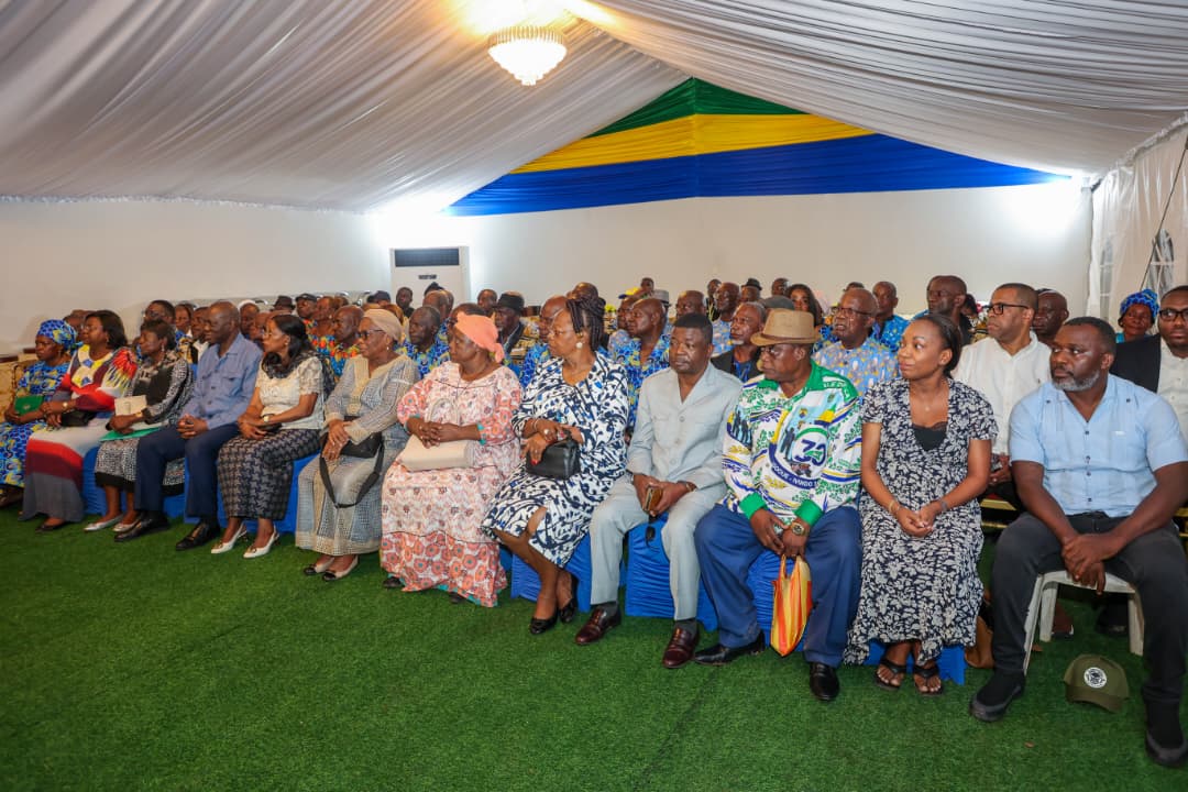 Gabon : le chef de l’État à l’écoute des préoccupations des Ogivins